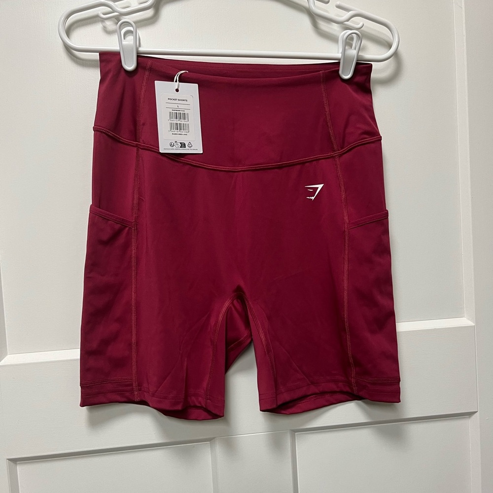 NWT! Women’s Gymshark Shorts. Size Large Maroon.
